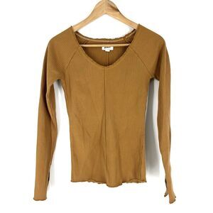 Pact Shirt Size Medium Womens Wheat Brown Rib Long Sleeve V Neck Organic Cotton